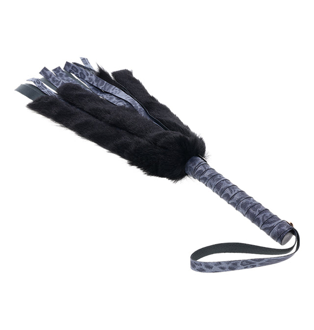 Cougar - Faux Fur Flogger